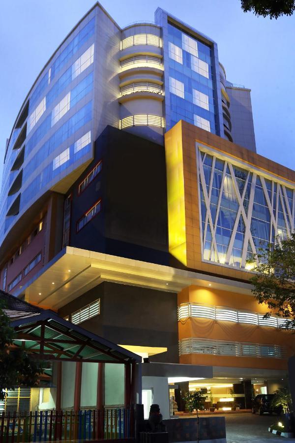 The 1O1 Malang Oj Hotel Exterior foto