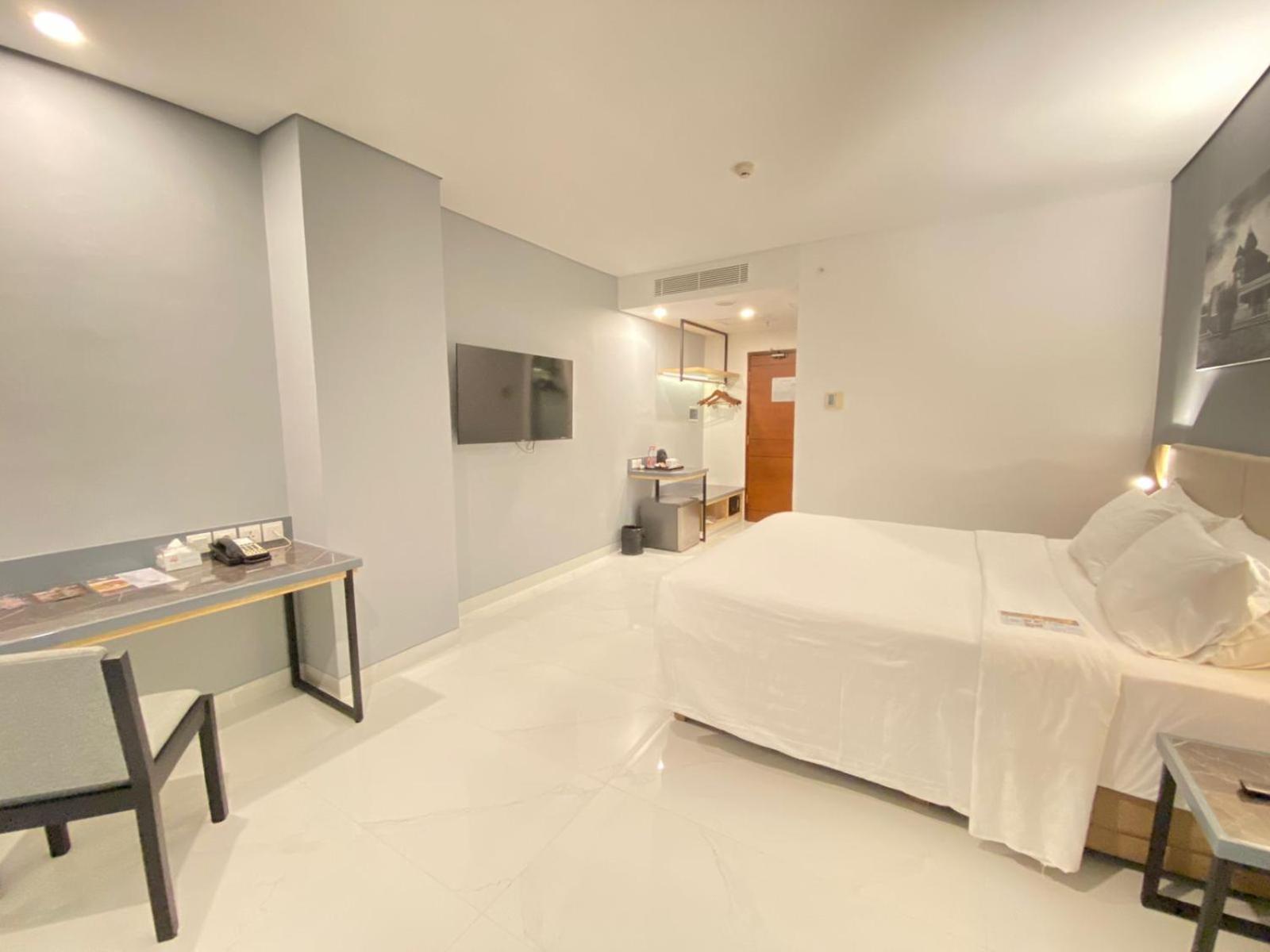 The 1O1 Malang Oj Hotel Exterior foto