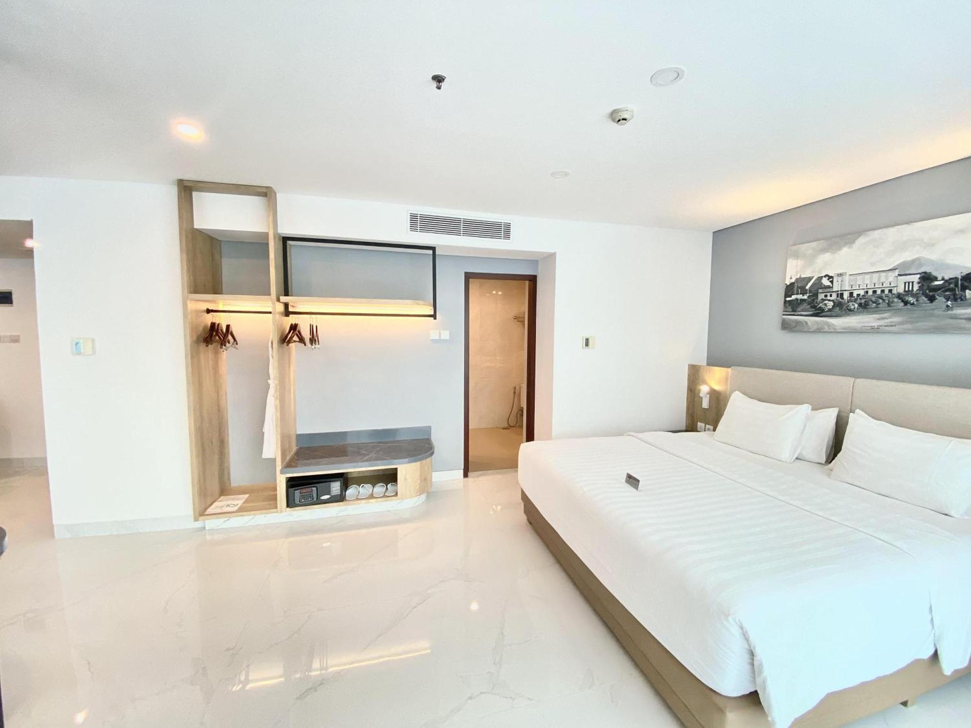 The 1O1 Malang Oj Hotel Exterior foto